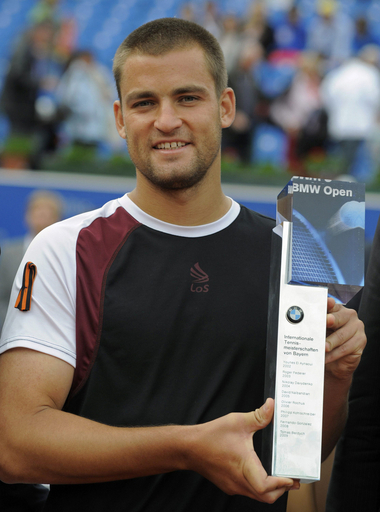 ユーズニーが今季初優勝、BMWオープン