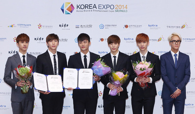 韓国ブランドの普及イベント、広報大使にソ・インギクとVIXXが就任