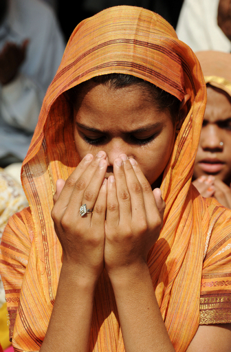熱波続きのインド、停電と断水が追い打ち 最高気温は48度に