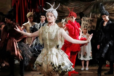 「フランク・ソルビエ」18/19年秋冬パリ・オートクチュール