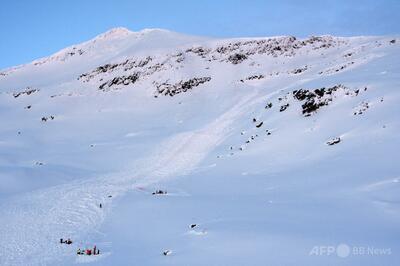 雪崩で生き埋めになった男性、7時間後に「奇跡」の生還 ノルウェー