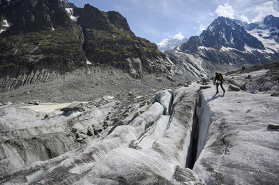 止まらぬ氷河の後退、モンブランに表れる地球温暖化の影響 仏