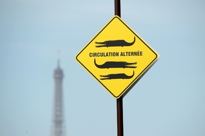 バカンスはセーヌ河岸で、「パリの浜辺」今年も開幕