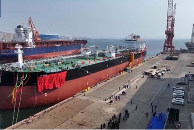 中国自主開発の11万5000トン原油輸送船が大連で引き渡し