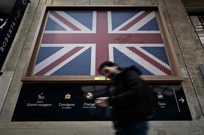 英国、新規感染が2日連続最多 仏は渡航制限