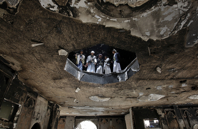 大統領不在のイエメン、反体制派は暫定評議会の設置を要求