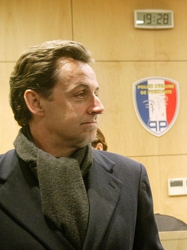 サルコジ大統領、元諜報機関トップを告訴 雑誌の醜聞記事掲載に関連