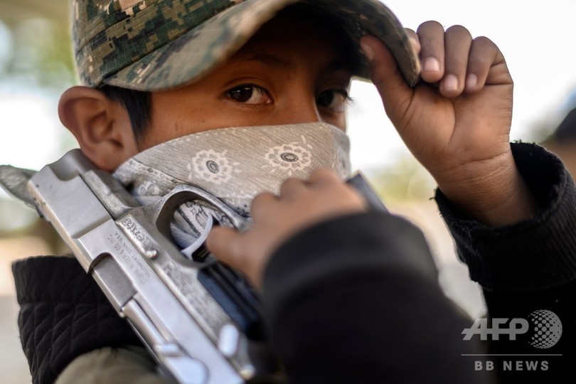 学校やめ銃を手に 麻薬カルテルに立ち向かう子どもたち メキシコ 写真26枚 国際ニュース Afpbb News