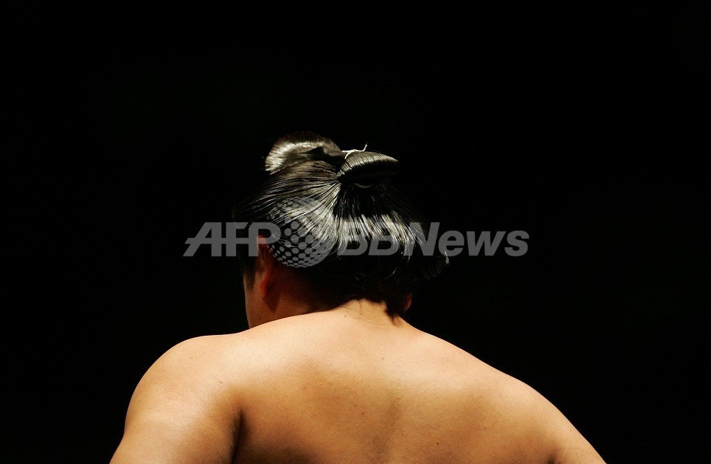 力士暴行死事件、元時津風親方に懲役6年 力士暴行死事件、元時津風親方に懲役6年