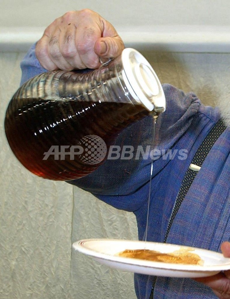 カナダ警察が大量のメープルシロップ押収、8月の盗難事件に関連か カナダ警察が大量のメープルシロップ押収、8月の盗難事件に関連か