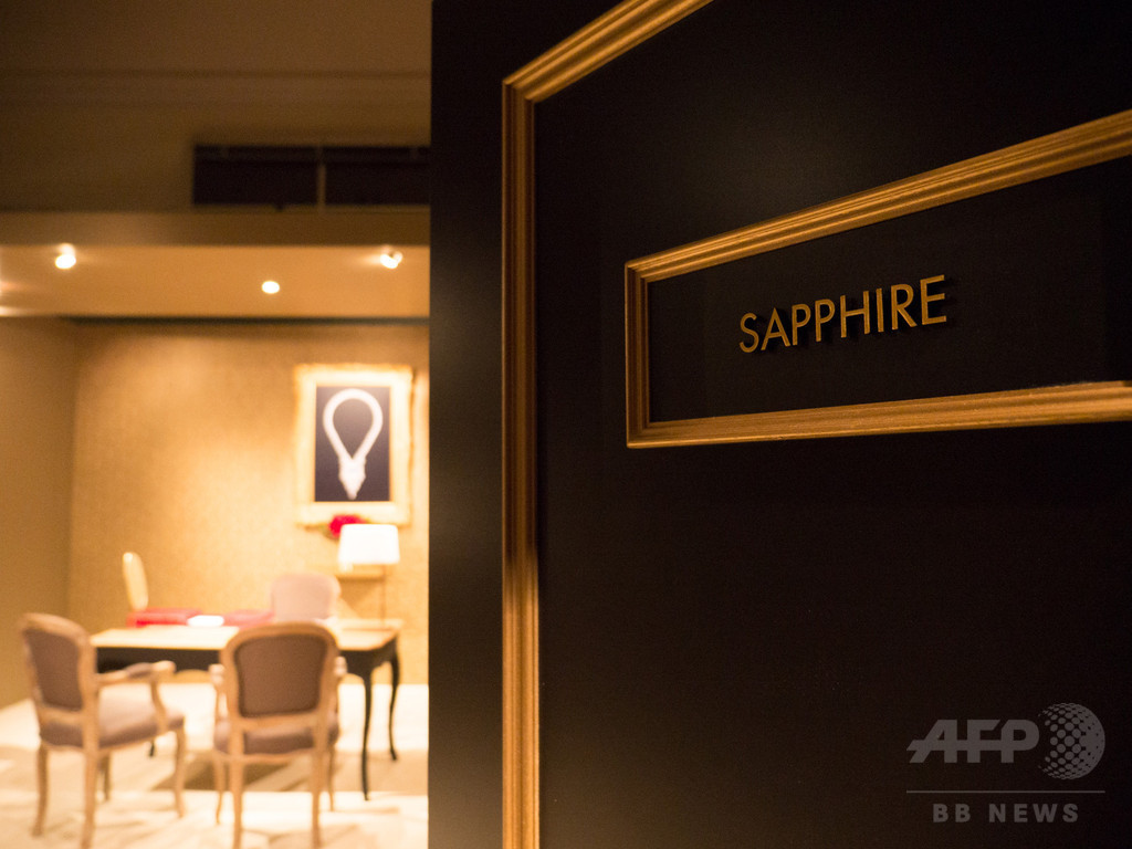 1億円超ハイジュエリーが一堂に、「カルティエ ロワイヤル」顧客向け受注イベント開催
