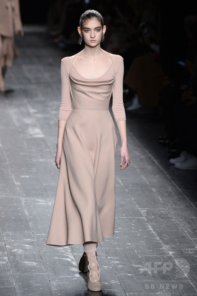 「ヴァレンティノ」16/17年秋冬