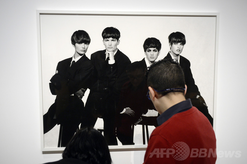 「VOGUE」アーカイブ写真展、仏パリ・モード博物館で開催
