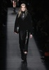 米ニューヨーク市内で発表された「アレキサンダー ワン（Alexander Wang）」15/16年秋冬コレクション（2015年2月14日撮影）。(c)AFP/Getty Images/Neilson Barnard