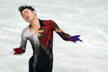 12-13フィギュアスケートGPシリーズ第6戦NHK杯（NHK Trophy 2012）は24日、宮城県利府町のセキスイハイムスーパーアリーナで男子シングル・フリースケーティング（FS）が行われ、羽生結弦（Yuzuru Hanyu）が165.71点を記録し、合計261.03点で優勝を果たした。

演技に臨む高橋大輔（Daisuke Takahashi、2012年11月24日撮影）。(c)AFP/Toru YAMANAKA