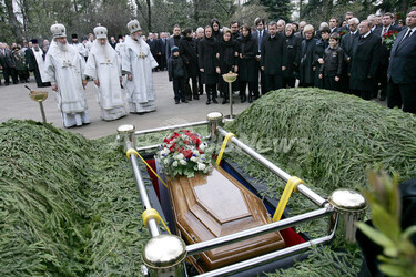 エリツィン前大統領、偉人たちの隣に埋葬 - ロシア 写真5枚 国際