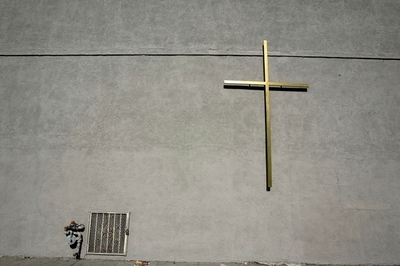 祈れば治る、医者に診せず少女死亡　米ウィスコンシン