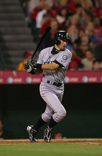 イチロー 自己最長に並ぶ23試合連続安打