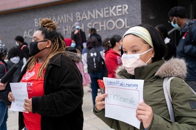 米コロナ死者、90万人超に