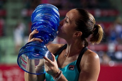 ヤンコビッチ、フルセットでケルバー下し香港オープン制覇