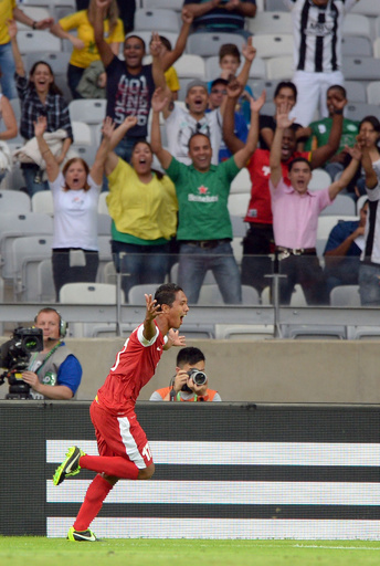 タヒチの歴史的得点決めたテハウ、夢はバルサ入り