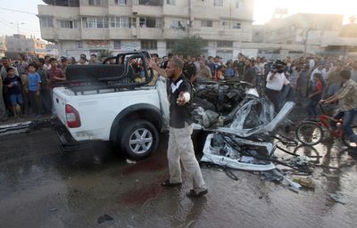 イスラエル軍、ガザ地区の武装勢力を攻撃、7人死亡