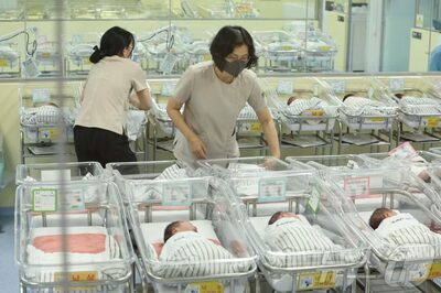 韓国政府、副首相級の人口戦略企画省新設…低出生反転へ本腰