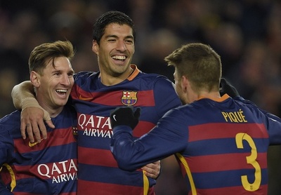 バルサ大勝で首位通過、先発復帰のメッシが2得点 欧州CL