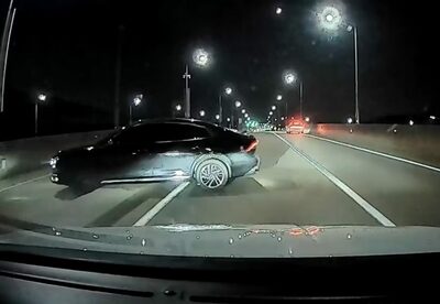 高速道路で違法Uターンをする“ヤバすぎる”高級乗用車…韓国・幸い事故は起きず