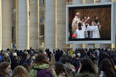 新ローマ法王、初のミサでカトリック教会の改革訴える