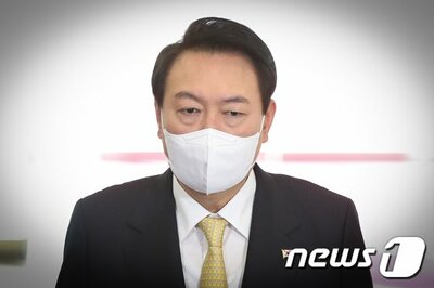 尹大統領の支持率1.2ポイント下落 – KOREA WAVE