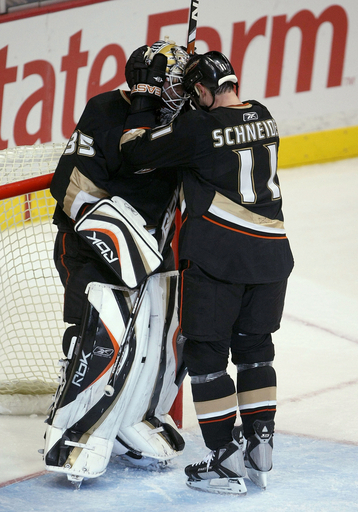 ダックス プレデターズに快勝