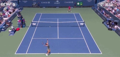 鄭欽文がアマンダ・アニシモバから逆転勝利を収め、全米OP2回戦へ