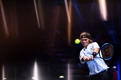 ルブレフとメドベージェフのロシア勢が4強入り、NextGenファイナル