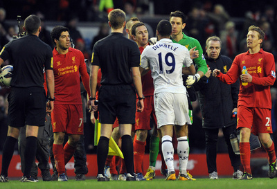 リバプールがジェラードのPKでトッテナムに競り勝つ