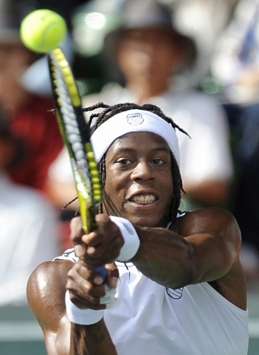 ナダル、モンフィスら4強入り 楽天オープン