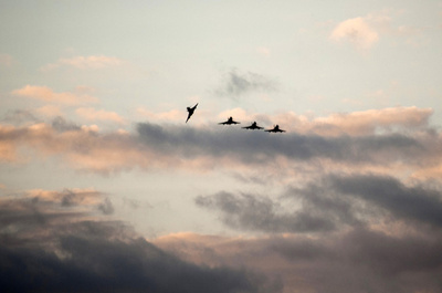 有志連合の空爆でシリア兵死亡か