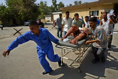 イラク北部で自爆テロ、少なくとも22人死亡