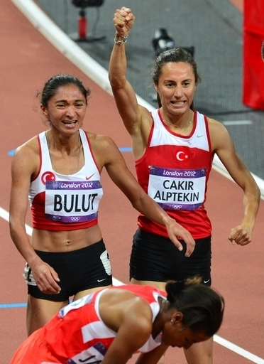 アルプテキンが女子1500メートルを制し金メダル