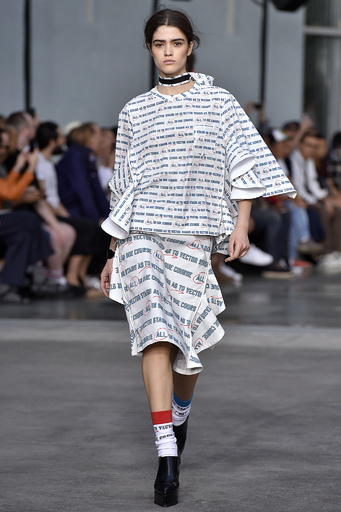 「サカイ」18年プレスプリング