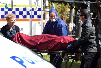 豪西部で女児3人含む一家5人殺害、24歳男を起訴