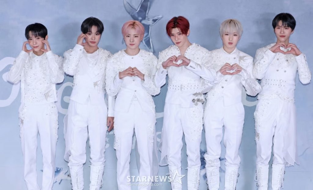 NCT WISHが公開裁判コントに出演、アイドル初の被告役 写真枚 国際