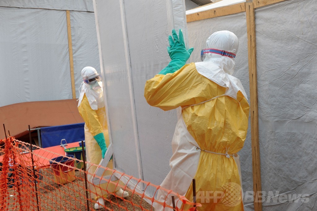 西アフリカのエボラ出血熱、一連の死者111人に 西アフリカのエボラ出血熱、一連の死者111人に