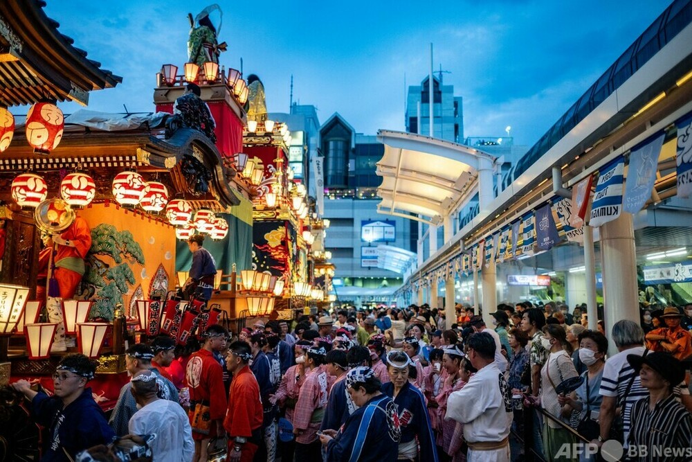 Uchiwa Matsuri festival in Kumagaya, Saitama 写真11枚 国際ニュース：AFPBB News