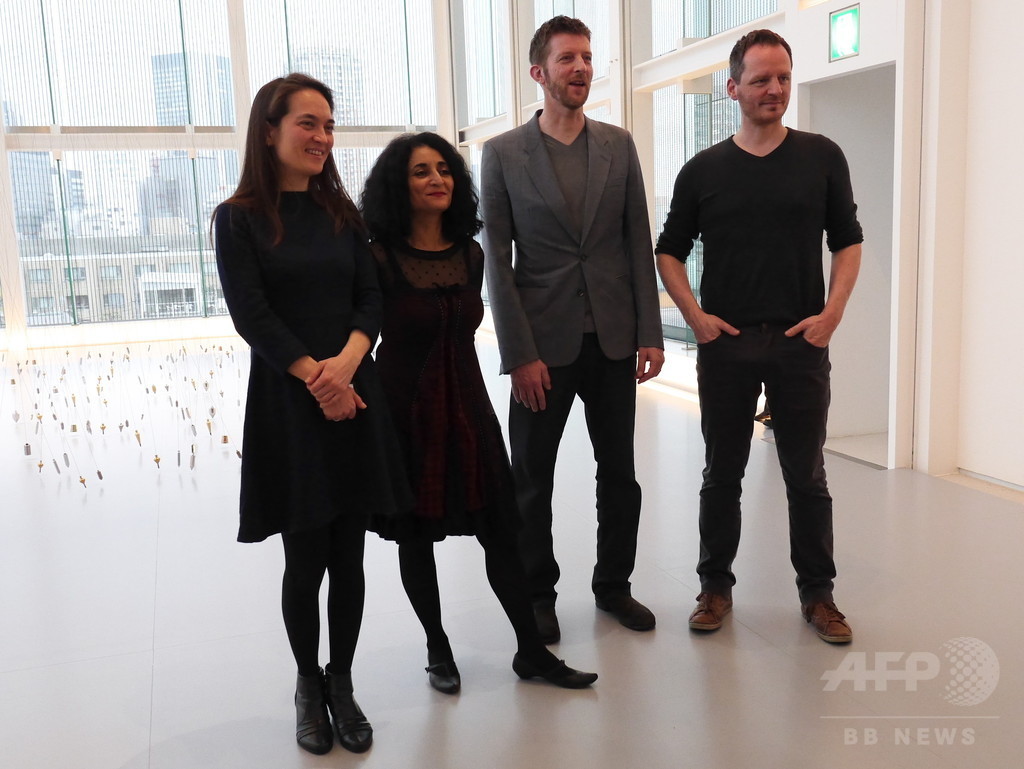 「赤い糸」をテーマに3都市で展覧会、エスパス ルイ・ヴィトン