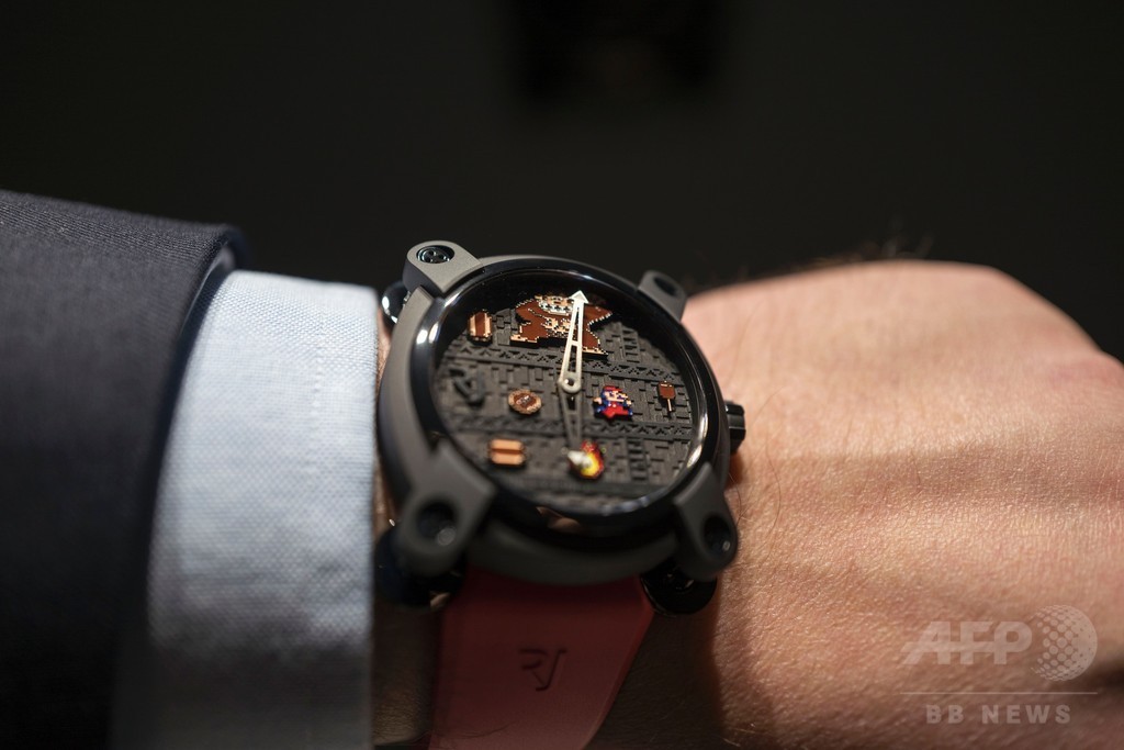 【写真特集】国際高級時計見本市「SIHH 2017」開幕
