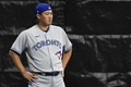20MLB、タンパベイ・レイズ対トロント・ブルージェイズ。ダッグアウトから試合を見つめるトロント・ブルージェイズの山口俊（2020年7月24日撮影）。(c)Douglas P. DeFelice/Getty Images/AFP