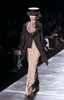 フランス・パリ市内で発表されたクリスチャン ディオール（Christian Dior）の10/11年秋冬コレクション（2010年3月5日撮影）。(c)AFP/Francois Guillot