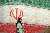 イラン、反政府デモ参加者2人を公開絞首刑