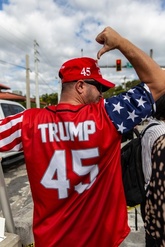 「7500万票を忘れてる」トランプ主義、衰えず